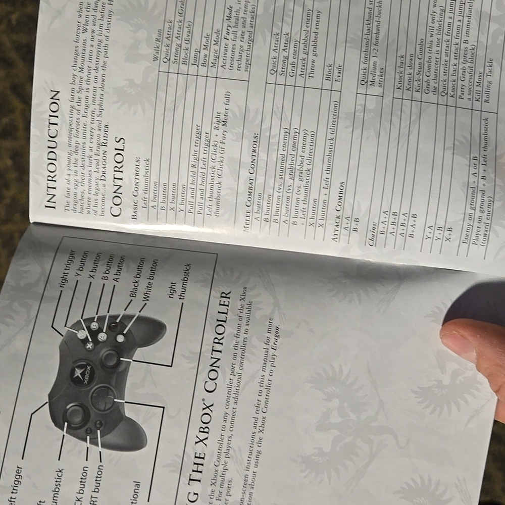 Eragon Video Game Xbox Book Included - Picture 11 of 12